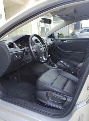 Jetta-Clean-Interior Jetta-Clean-Interior